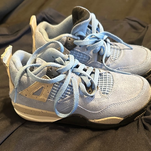 Jordan Kids Light Blue Sneakers - Picture 5 of 7